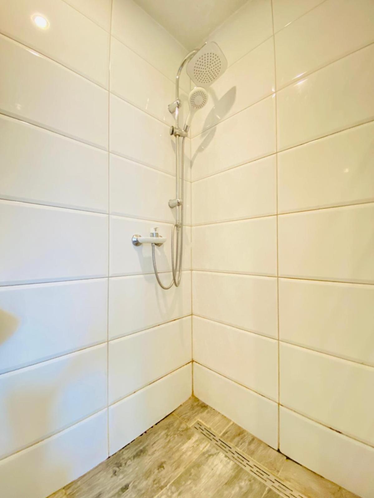 Cute 1Br Apt - 10 Mins Walk From Downtown Wien Eksteriør bilde