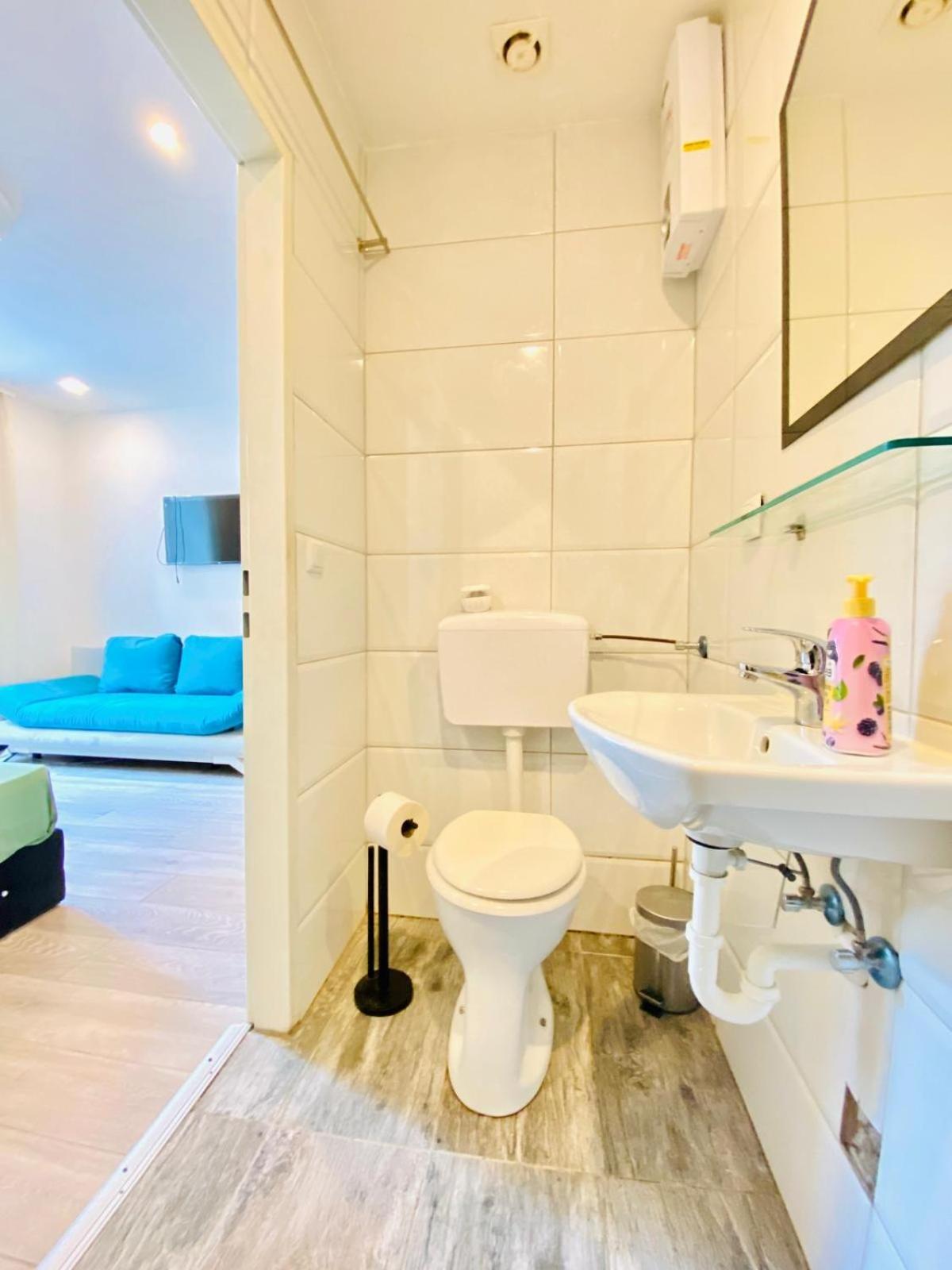 Cute 1Br Apt - 10 Mins Walk From Downtown Wien Eksteriør bilde